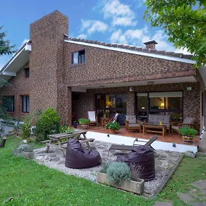 Menditxo Eder Homestay San Sebastian