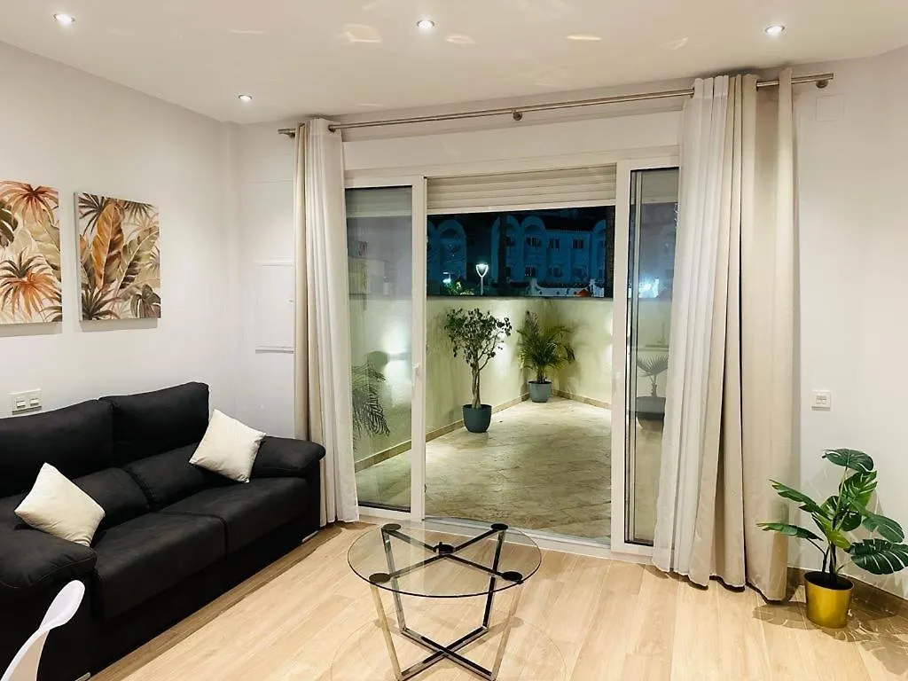Atlantis Home Puerto Marina - 1 Minuto De La Playa Benalmadena