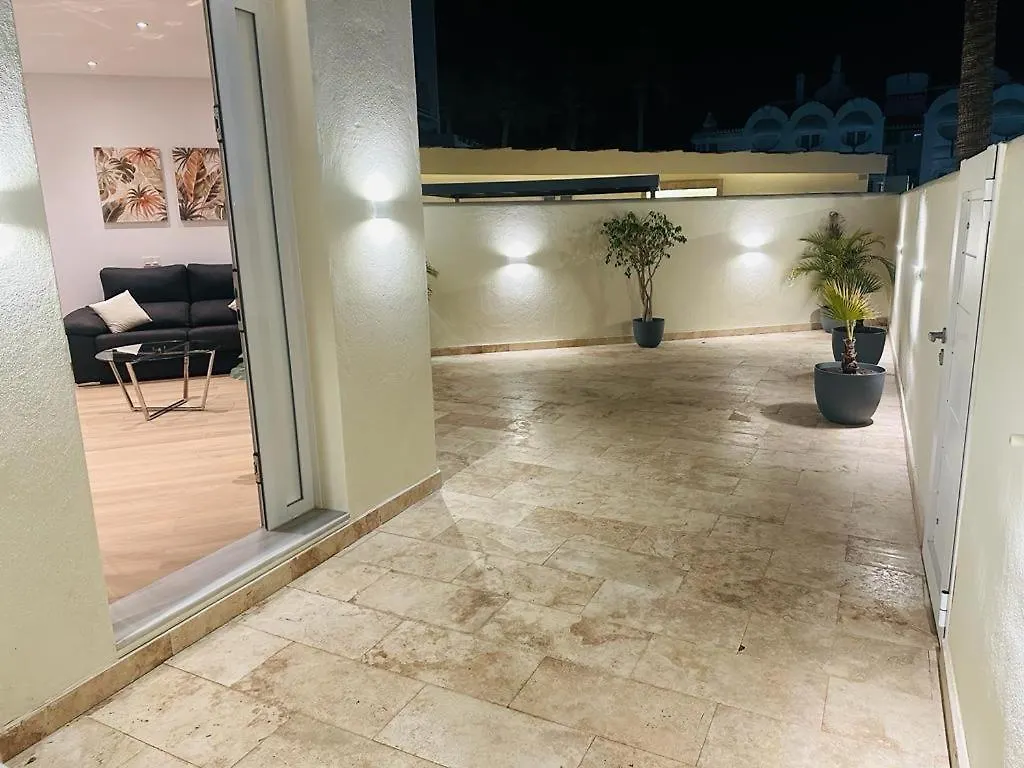 Atlantis Home Puerto Marina - 1 Minuto De La Playa Benalmadena