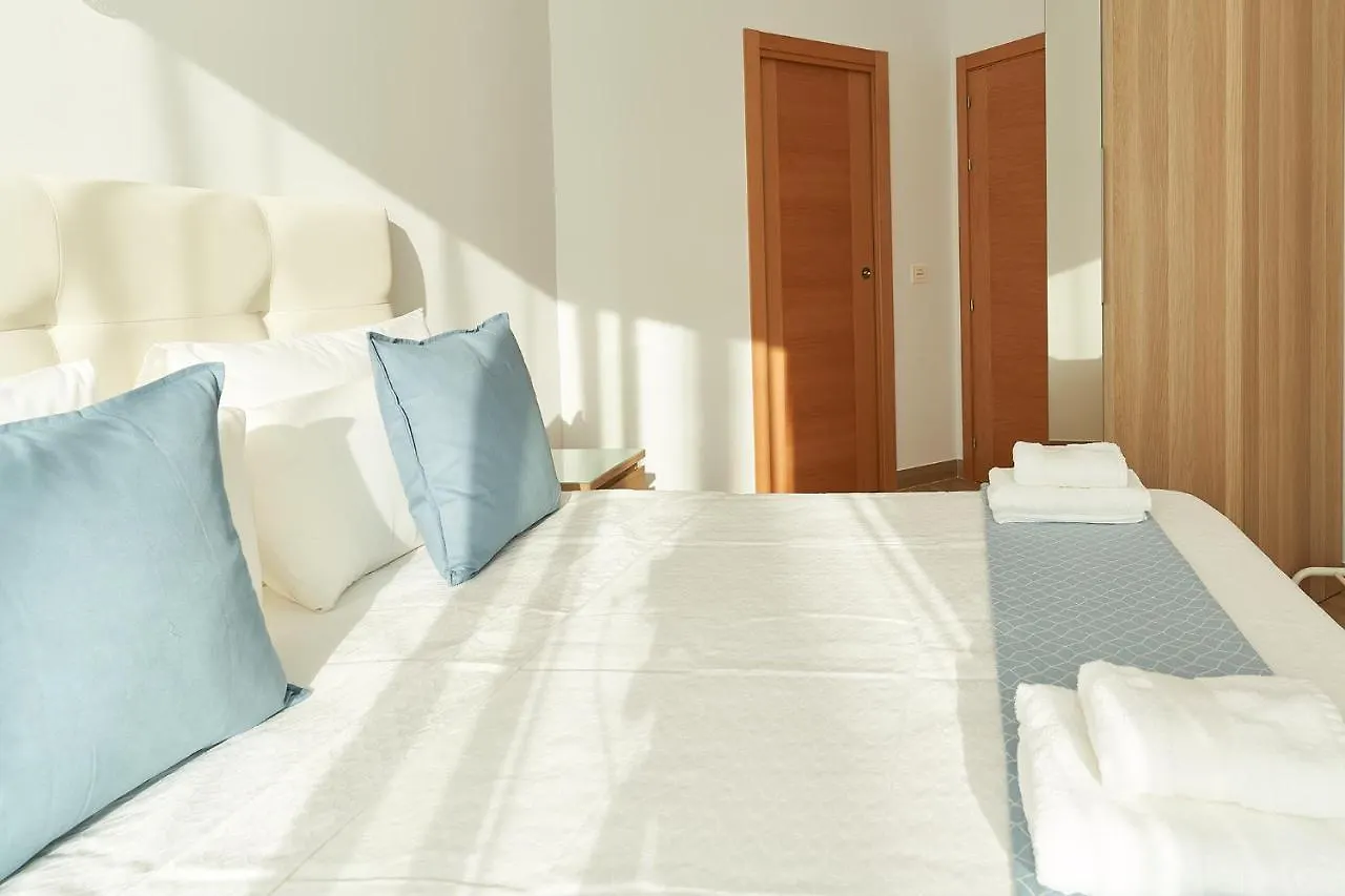 Atlantis Home Puerto Marina - 1 Minuto De La Playa Benalmadena Spain